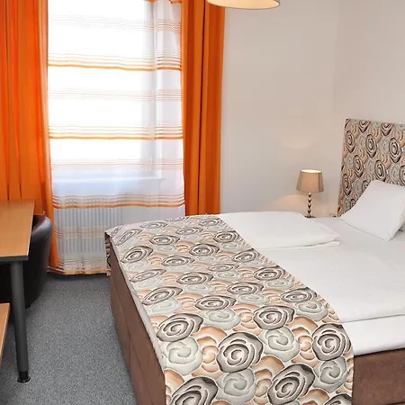 Torwirt Hotel 3*