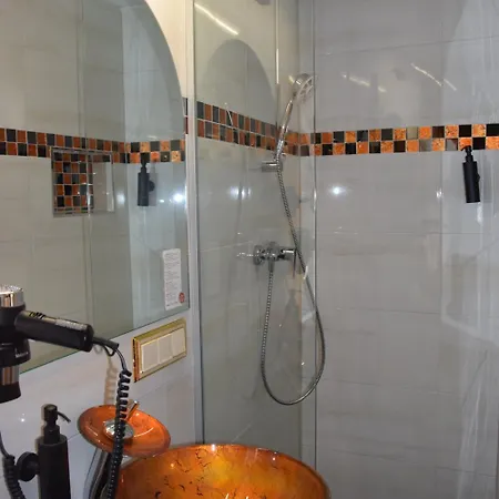 מלון Torwirt וולפסברג